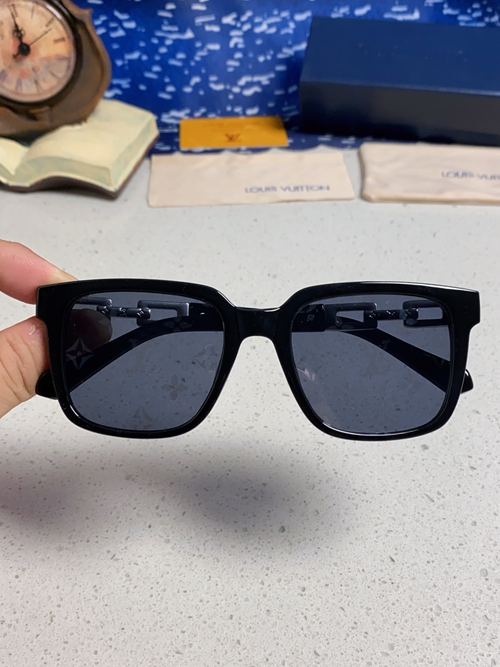 ルイヴィトンサングラス内部構造